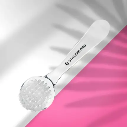 STALEKS EXPERT 01 Manicure brush for dust removal (with cover)